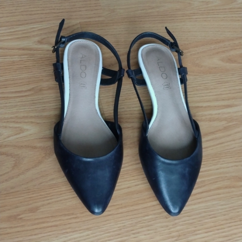 Aldo Black Genuine Leather Pointed Toe Flat | Size 8